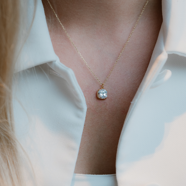 Petit Comité Geboortesteen Ketting april kristal