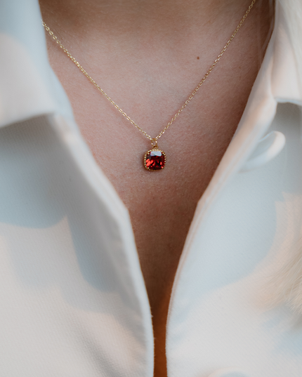Petit Comité Geboortesteen Ketting januari Granaat