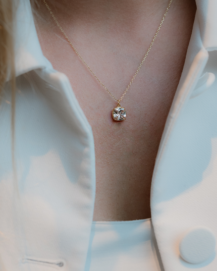 Petit Comité Geboortesteen Ketting juni maansteen