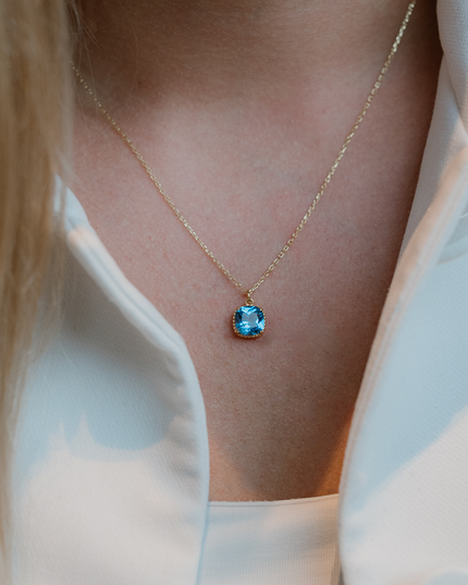 Petit Comité Geboortesteen Ketting maart aquamarijn
