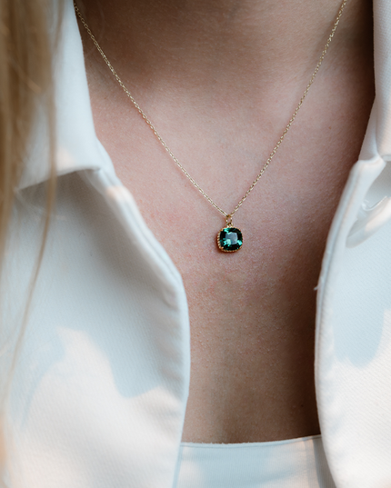 Petit Comité Geboortesteen Ketting mei smaragd