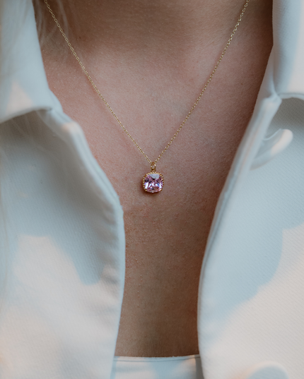 Petit Comité Geboortesteen Ketting oktober rozenkwarts