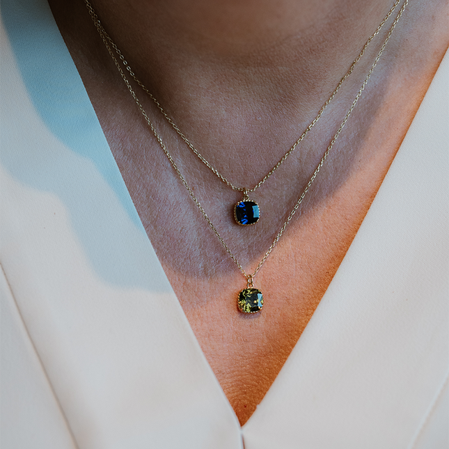Petit Comité Geboortesteen Ketting september saffier