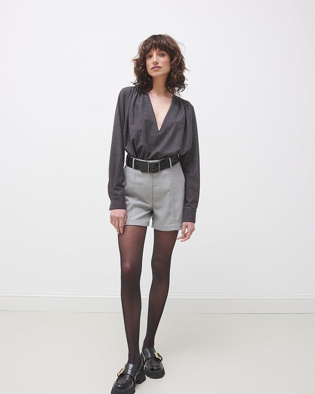 TIMELESS SHORT