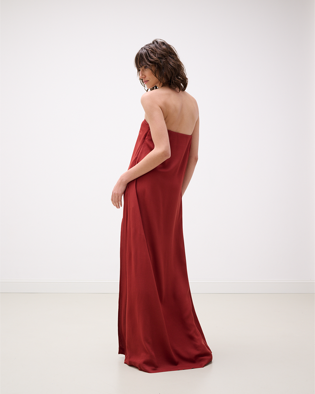 MODERN DRESS