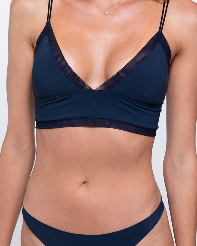 The Comfort skin, bralette, blue, mesh, front