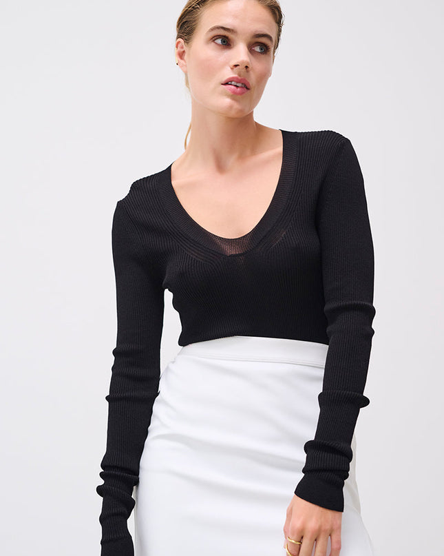 PLAIN TOP
