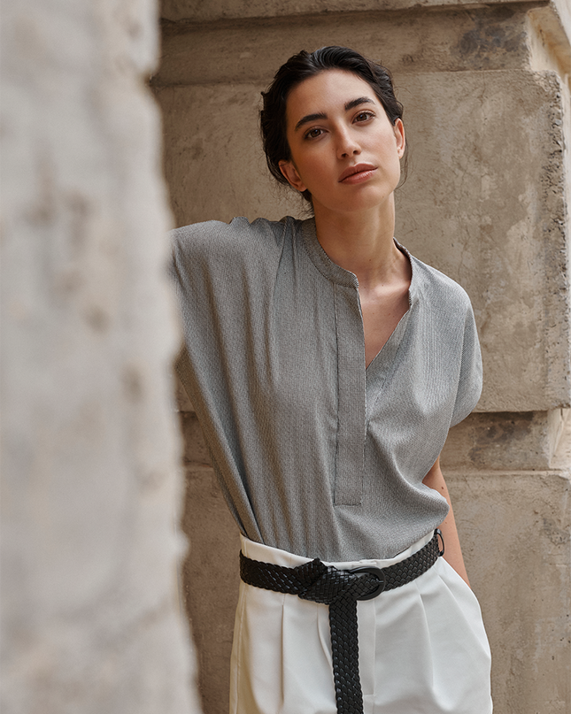 CLASSIC TOP